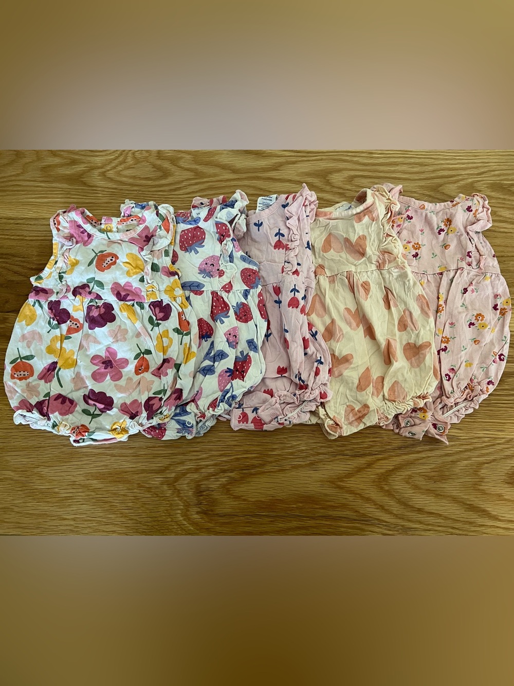 Gerber Onesies 5-Pack Baby Girl Romper Bundle 3-6M Floral Hearts Strawberries